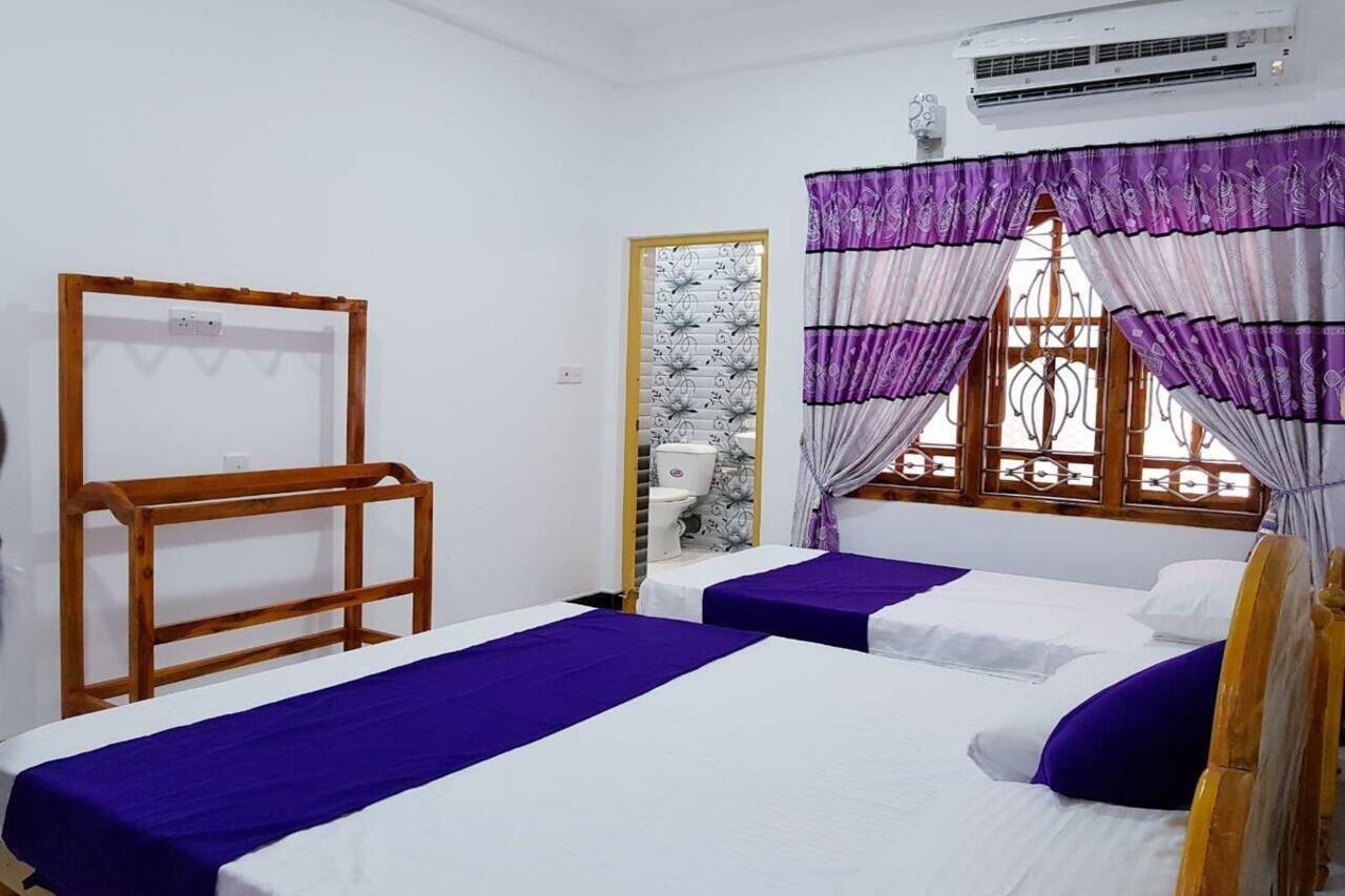 Snp Star Guest House Trincomalee Kültér fotó