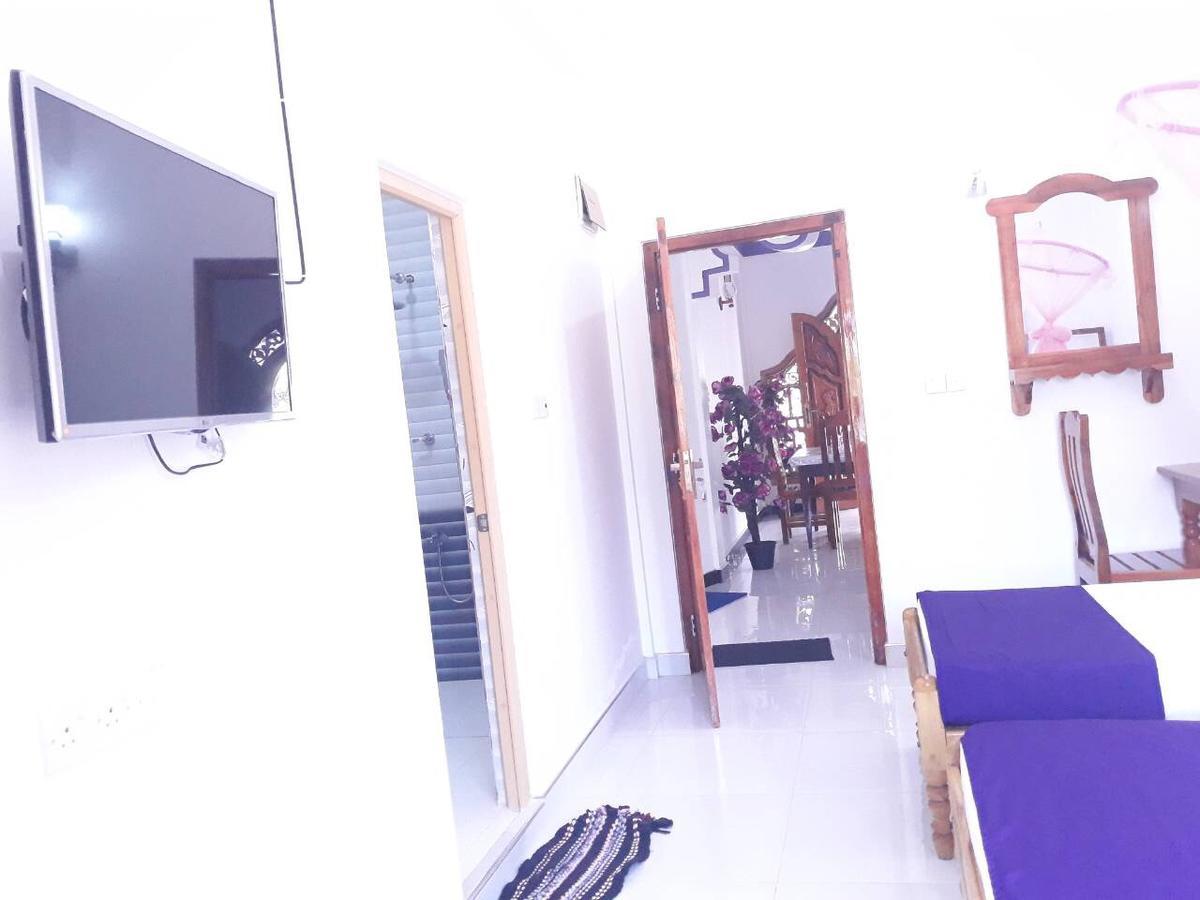 Snp Star Guest House Trincomalee Kültér fotó